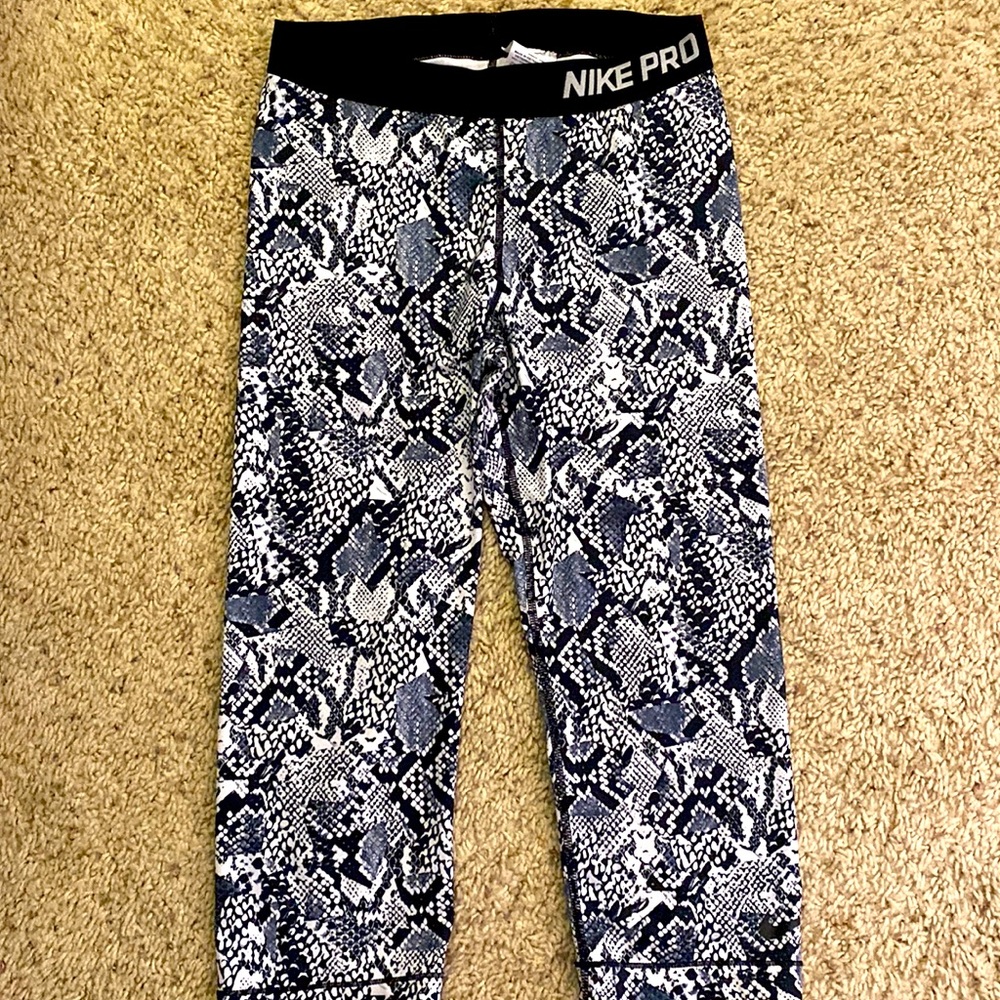 Nike pro leggings